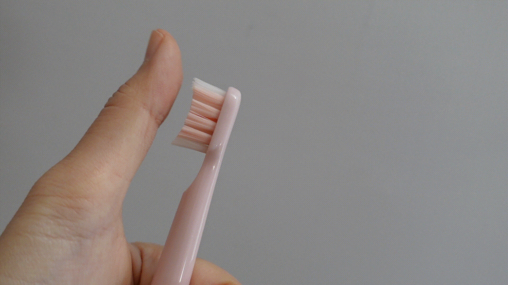 【音波電動牙刷推薦｜decopop靚白刷】用過就回不去！享受1分鐘震動4萬次微洗牙快感 充電1次續航力撐180天