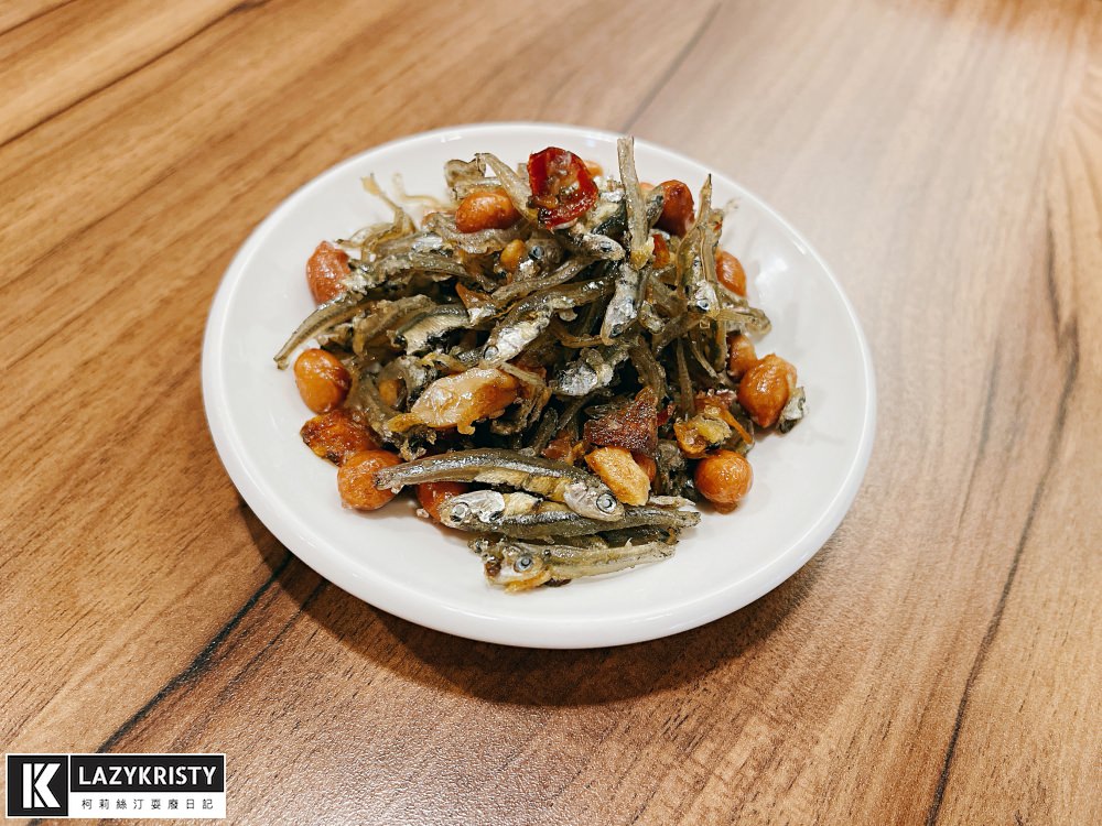 【台北牛肉麵推薦】2023銀牌紅燒牛肉麵！炒飯不輸排隊名店的萬華御真牛餐館