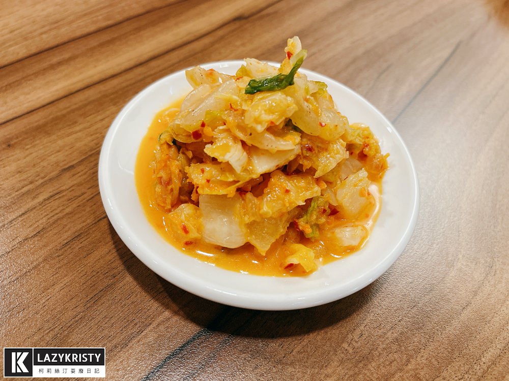 【台北牛肉麵推薦】2023銀牌紅燒牛肉麵！炒飯不輸排隊名店的萬華御真牛餐館