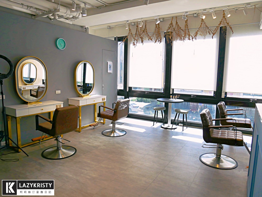 【府中染髮推薦】氣質藍黑髮x小心機雙色染 Azone寶貝店 不分長短燙染1499！