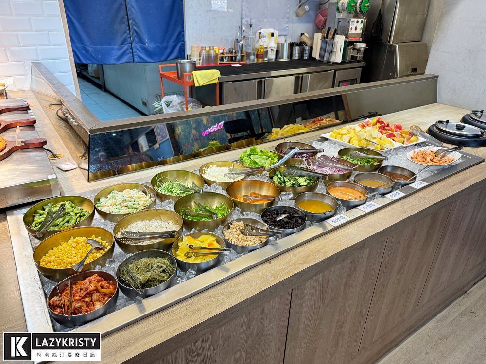 【高雄鳳山吃到飽推薦】 平日299起超澎派自助吧任你吃！飽到人中的牛室炙燒牛排推薦