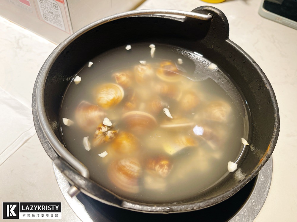 【台中平價火鍋推薦】大食怪天堂！199起就能迴轉台吃到飽的花漾轉轉鍋