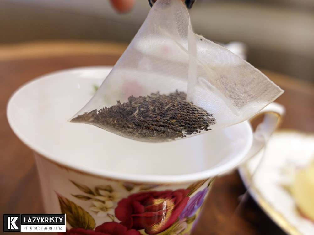 【送禮推薦】好吃到飛起來的頂級茶點伴手禮!羽曦堂冰豆糕&東方美人茶禮盒開箱 - 第19張圖 【送禮推薦】好吃到飛起來的頂級茶點伴手禮!羽曦堂冰豆糕&東方美人茶禮盒開箱