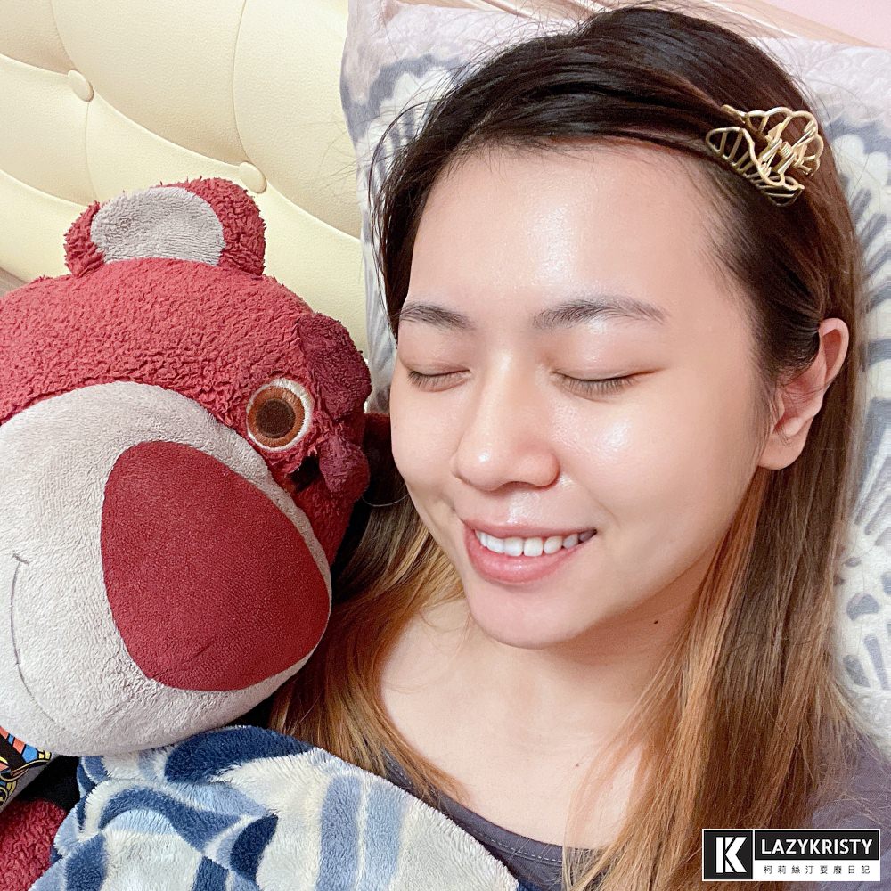 【3分鐘打造超保濕水潤肌】一瓶3用懶人保養！LA UNA天然魔法水凍膜推薦