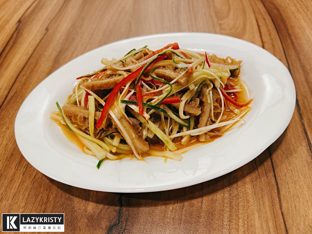 【台北牛肉麵推薦】2023銀牌紅燒牛肉麵！炒飯不輸排隊名店的萬華御真牛餐館