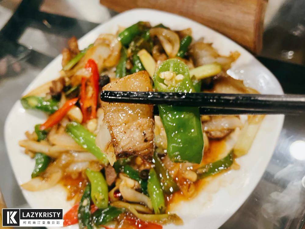 【嘉義合菜餐廳推薦】嘉義特色澎湃山產美食！多人聚餐必吃的蔡大頭甕烤雞（內含菜單價位與菜色分享）