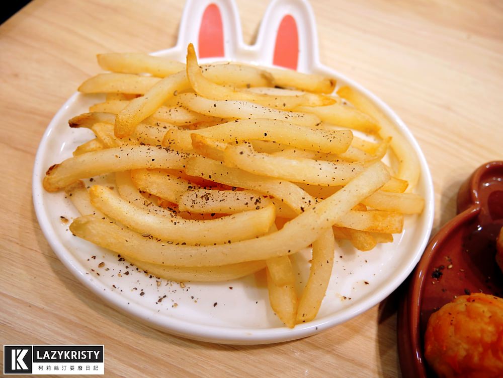 2021氣炸鍋推薦|【懶⼈氣炸鍋料理】只要動3根⼿指! ⽤HYD絕美經典氣炸鍋 D-552搞定美味宵夜&下酒菜 - 第20張圖 2021氣炸鍋推薦|【懶⼈氣炸鍋料理】只要動3根⼿指! ⽤HYD絕美經典氣炸鍋 D-552搞定美味宵夜&下酒菜