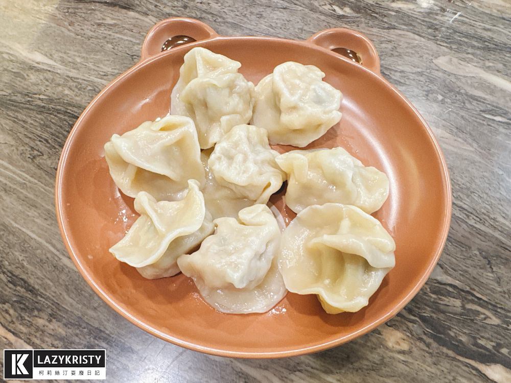 【宅配美食】哪個天才會把麻油雞跟蚵仔放進水餃裡？餃當家多款特色手工冷凍水餃推薦｜料多爆汁牛肉水餃｜食材可溯源每一口都安心