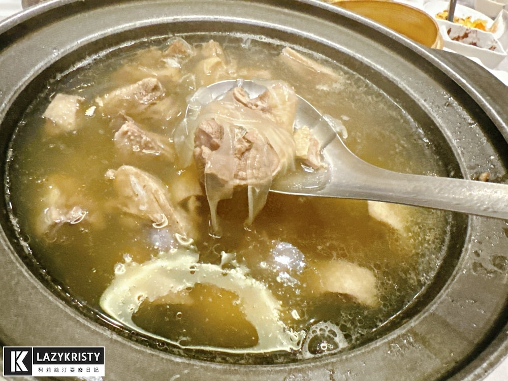 【嘉義聚會餐廳推薦】超人氣啤酒鴨&櫻桃烤鴨一次擁有！新北平2024母親節菜單（早鳥優惠再送豬腳麵線跟飲料）