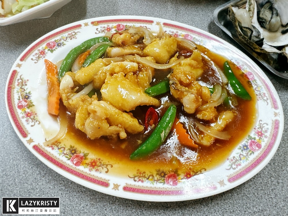 【東石首創！專人全程桌邊代烤】一人吃不加價！200元海派烤鮮蚵吃到飽～嘉義平價海鮮餐廳推薦