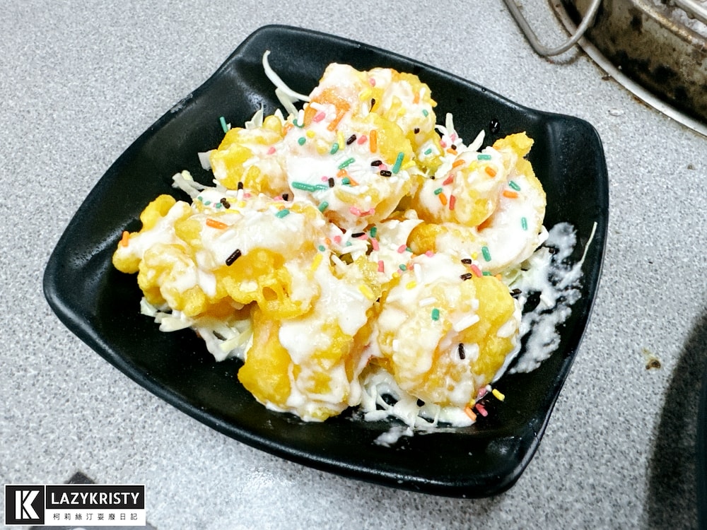 【東石首創！專人全程桌邊代烤】一人吃不加價！200元海派烤鮮蚵吃到飽～嘉義平價海鮮餐廳推薦