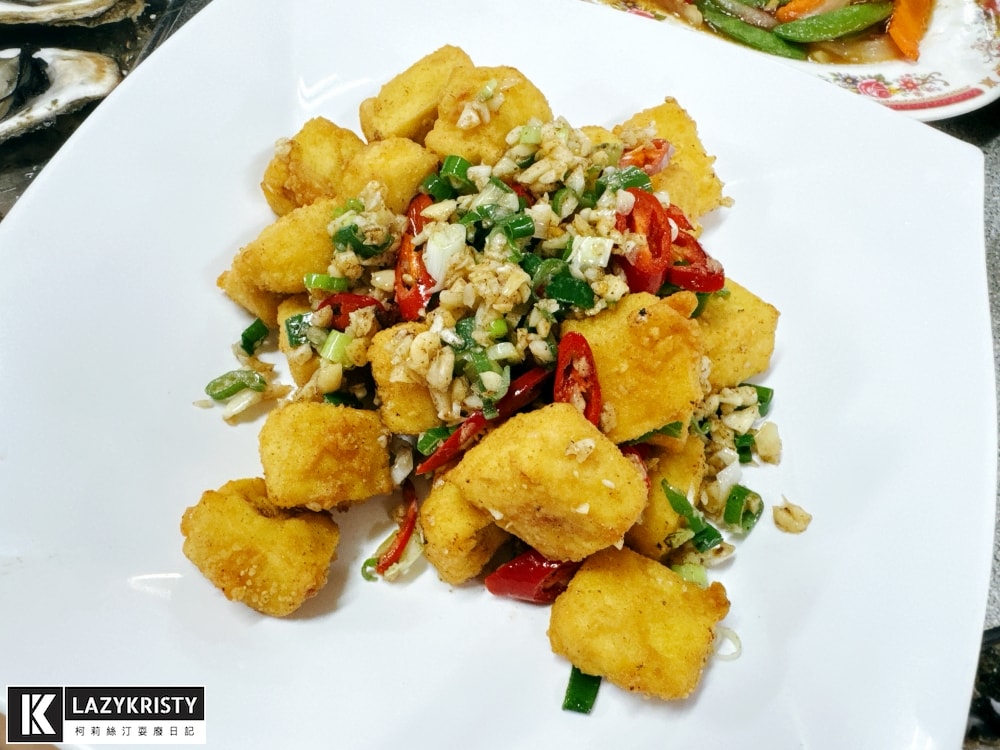 【東石首創！專人全程桌邊代烤】一人吃不加價！200元海派烤鮮蚵吃到飽～嘉義平價海鮮餐廳推薦